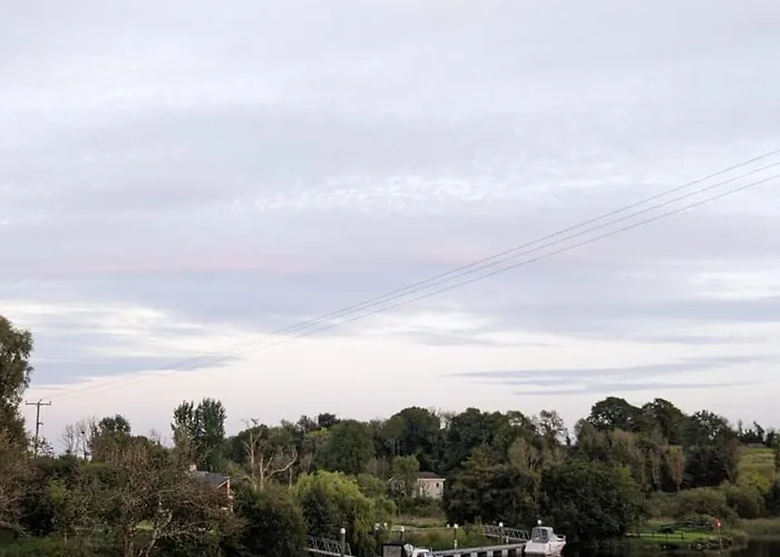 Quayside Apartament *