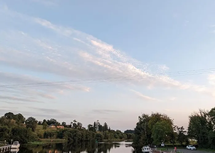 Quayside * Carrick on Shannon